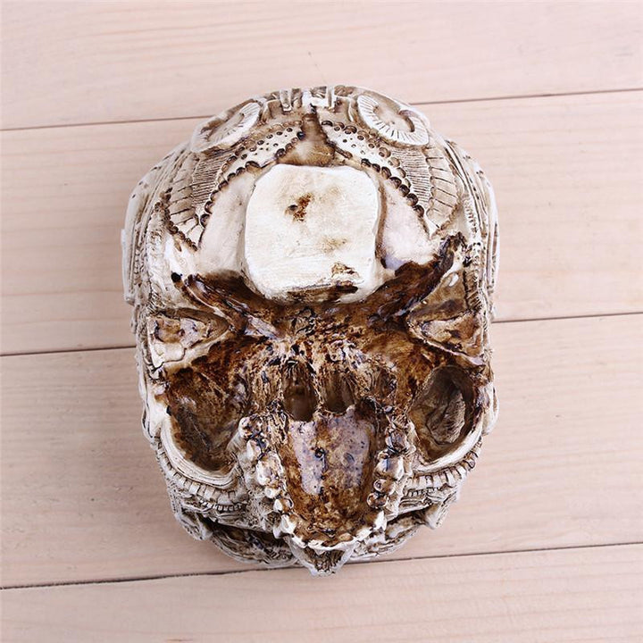 Alien Xenomorph Human Skull Resin Pot Decor