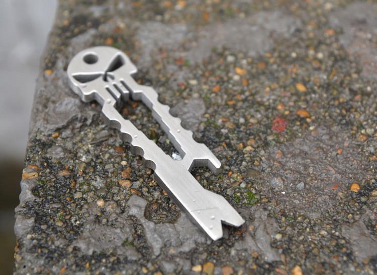 Stainless Steel Pocket Skull Multi-Tool Tools